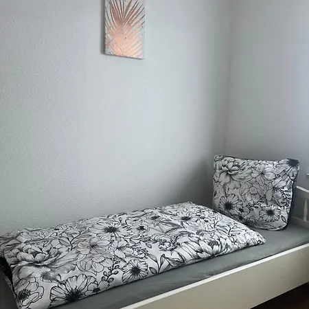 Ak Ferien-monteurwohnung アパート *